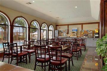 Pasadena Inn Hotel & Suites (Texas)