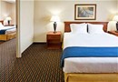 Holiday Inn Express Hotel & Suites Dallas/Stemmons Fwy(I-35 E)