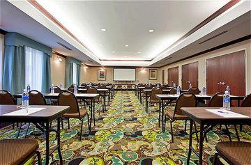 Holiday Inn Express Hotel & Suites Franklin (Ohio)