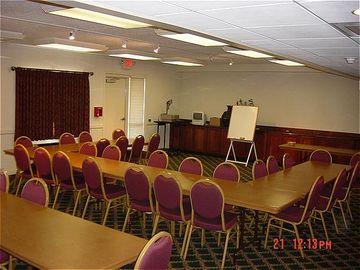 Holiday Inn Express & Suites Port Clinton