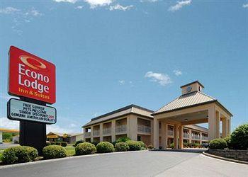 Econo Lodge Inn And Suites East