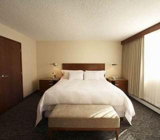 International Hotel Suites Calgary