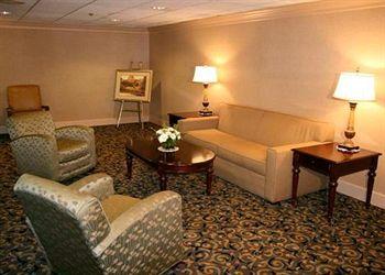 Comfort Inn Livonia