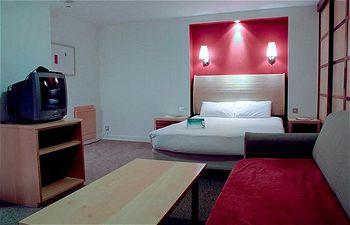 Premier Inn Central Milton Keynes