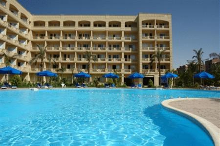 Grand Pyramids Hotel Cairo