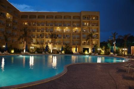 Grand Pyramids Hotel Cairo