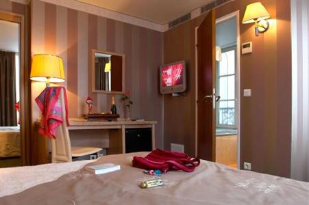 Hotel Monceau Elysees