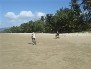 Parrotfish Backpackers Resort Port Douglas