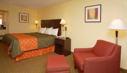 BEST WESTERN NE Mall Inn & Suites Fort Worth