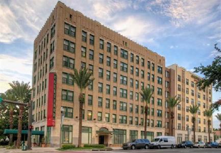 Courtyard by Marriott St. Petersburg Downtown