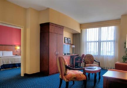 Courtyard by Marriott St. Petersburg Downtown