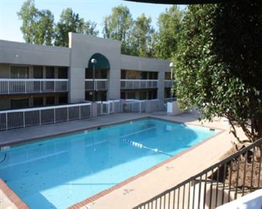 Gainesville Inn & Suites