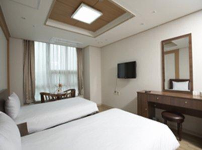 A Seven Incheon Airport Hotel