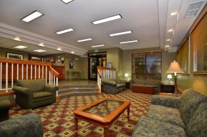 Best Western Inn & Suites WaKeeney