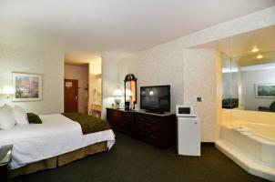 Best Western Inn & Suites WaKeeney