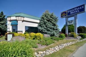 Best Western Inn & Suites WaKeeney