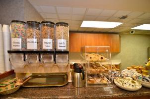 Best Western Inn & Suites WaKeeney