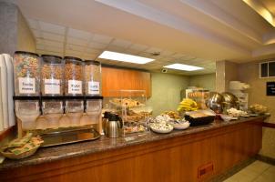 Best Western Inn & Suites WaKeeney