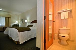 Best Western Inn & Suites WaKeeney