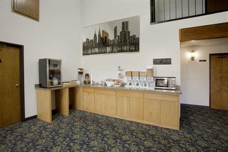 Waconia Inn & Suites