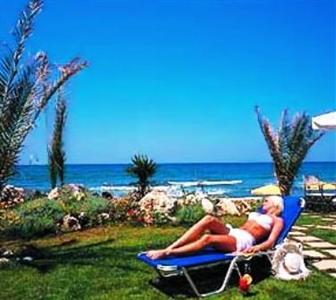 Petradi Beach Hotel Apartments