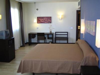 Emperatriz Hotel Ocana