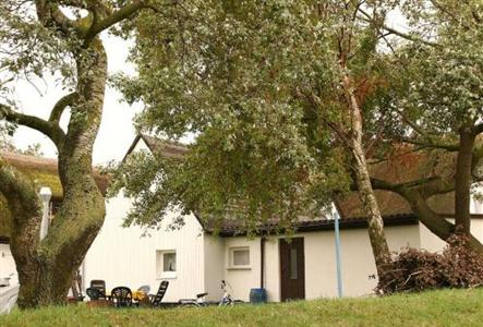 Ferienhaus & Ferienwohnung Strand Neuendorf (Hiddensee)