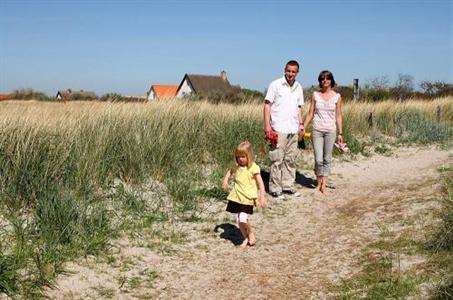 Ferienhaus & Ferienwohnung Strand Neuendorf (Hiddensee)