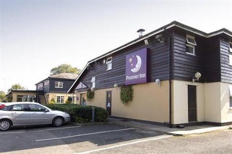 Premier Inn West Cheltenham