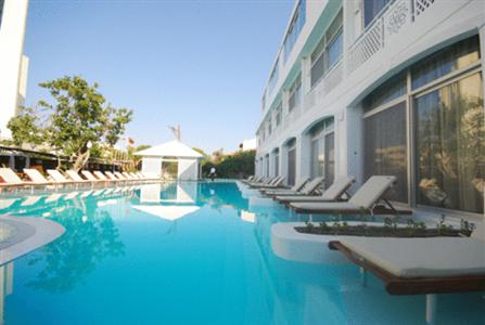 The White Dahlia Hotel Cesme