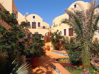 Soulis Apartments Oia (Greece)