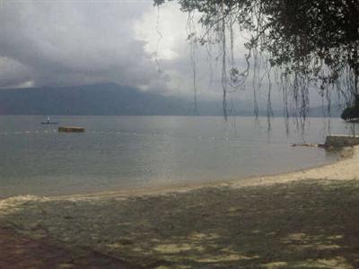 Pandu Lakeside Hotel Parapat