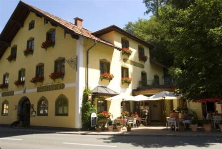 Grafenwirt Hotel