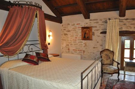 Hotel Castello Di Sinio