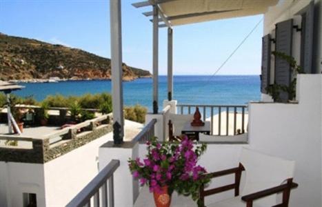 Akrogiali Pension Platys Gialos (Sifnos)