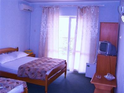 U Nikiticha Guest House