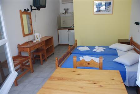 Mariliza Beach Bungalows