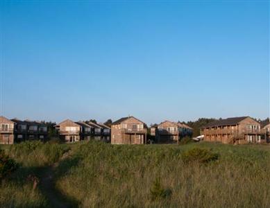 Lighthouse Oceanfront Resort