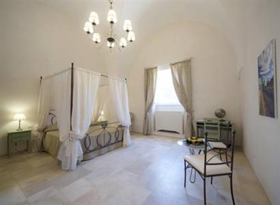 San Velletri Guest House