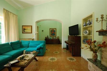 Villa Quattro Pini B&B