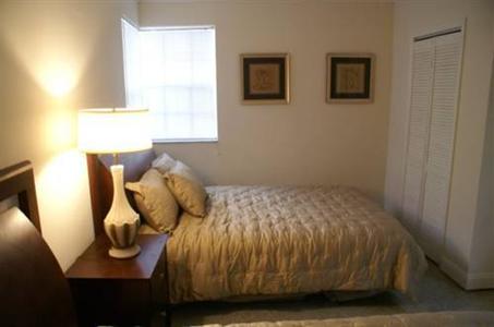 European Guest House North of Miami Shores