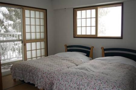 Hakuba Brownie Cottages & Condominiums