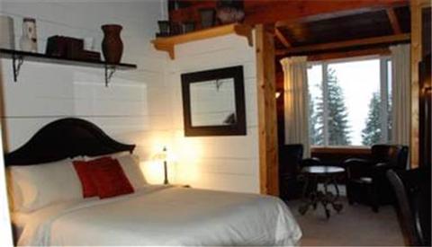 Griffin Lake Mountain Lodge Bed and Breakfast