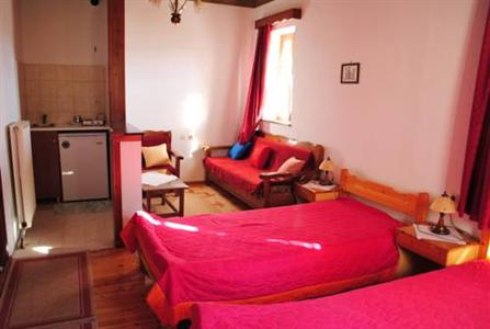 Aloni Guesthouse