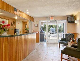 Days Inn And Suites Groton