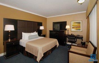 BEST WESTERN Carmel's Town House Lodge