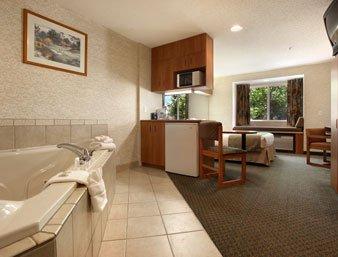 Microtel Inn & Suites Brunswick