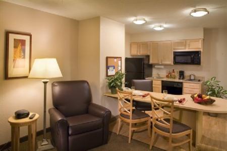 Candlewood Suites Lakewood