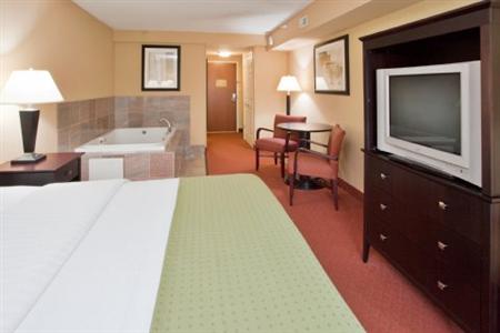 Holiday Inn Martinsburg