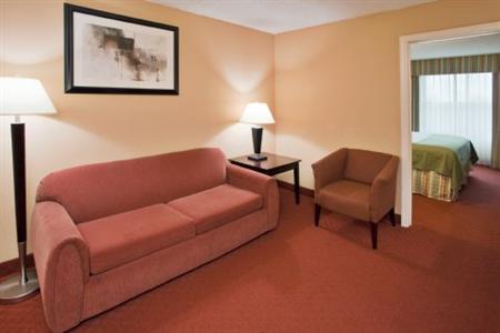 Holiday Inn Martinsburg